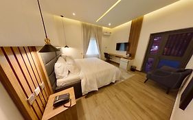 Centurion Aparthotel